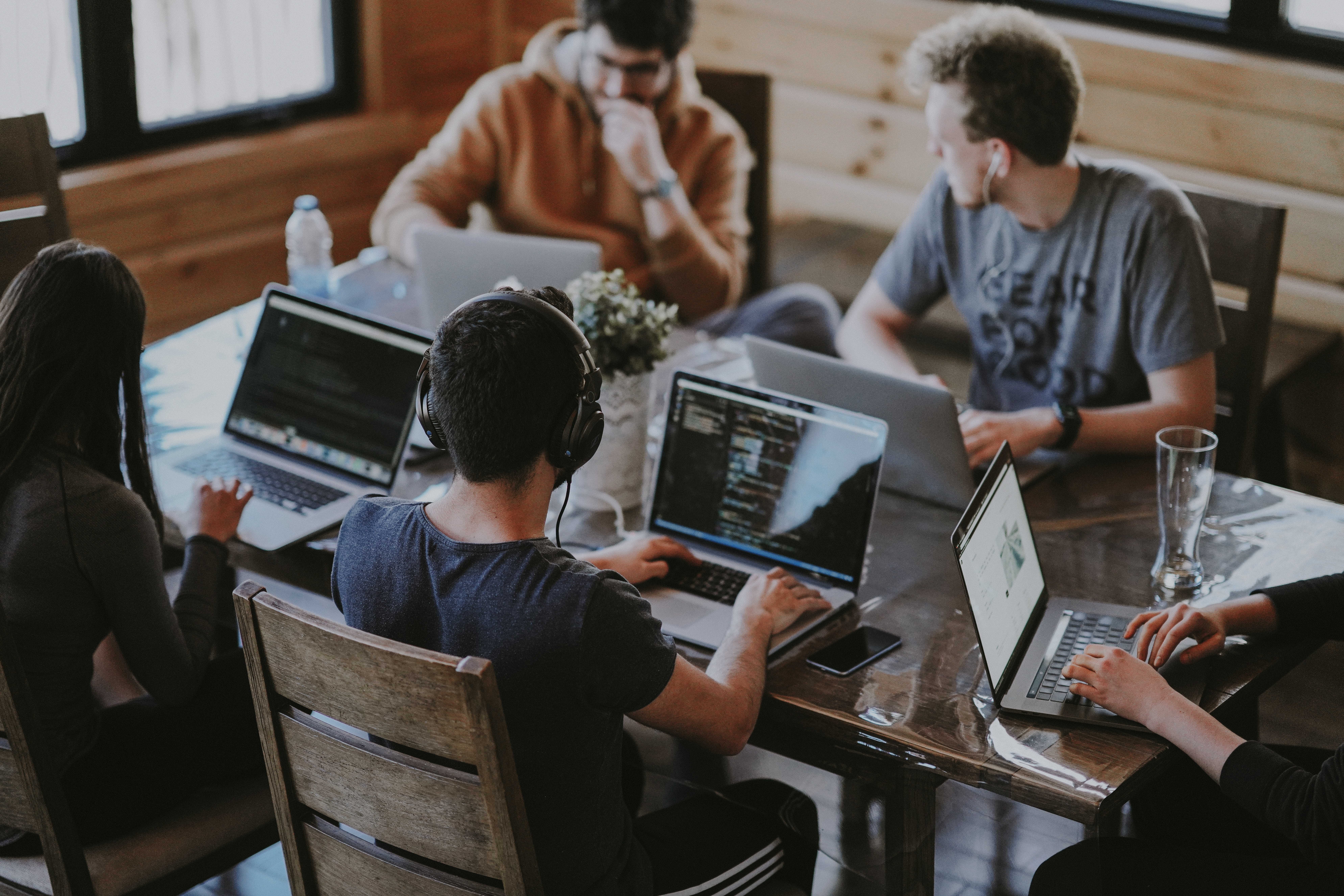The Beginner’s Guide to Growing a Business: Insights, Tips, and Advice for Entrepreneurs